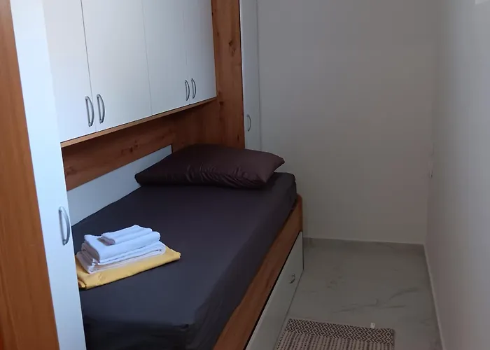 Nikola Apartamento Split